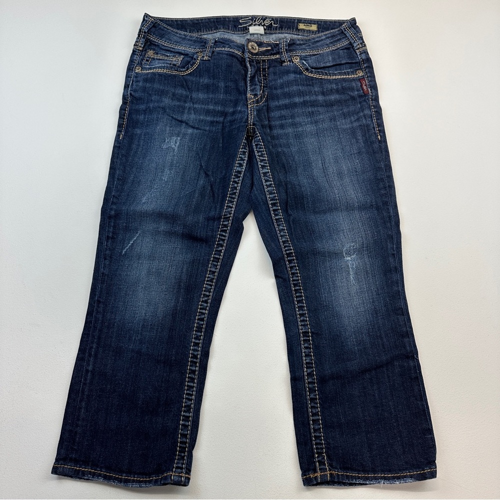 Silver Jeans Aiko Capri Size 29 Distressed Very Good Condition